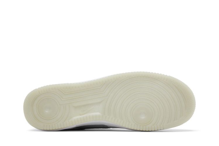 Nike Air Force 1 '07 LV8 'Pure Platinum Light Carbon'