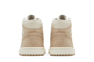 Air Jordan 1 Mid SE 'Legend Light Brown'
