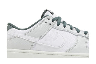 Nike Dunk Low SE 'Photon Dust Vintage Green'