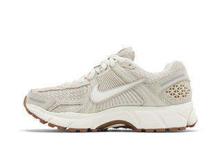 Nike Air Zoom Vomero 5 'Light Orewood Brown'