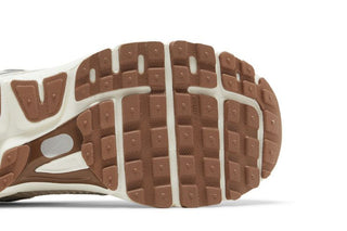 Nike Air Zoom Vomero 5 'Light Orewood Brown'