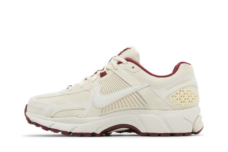 Nike Air Zoom Vomero 5 'Valentine's Day'