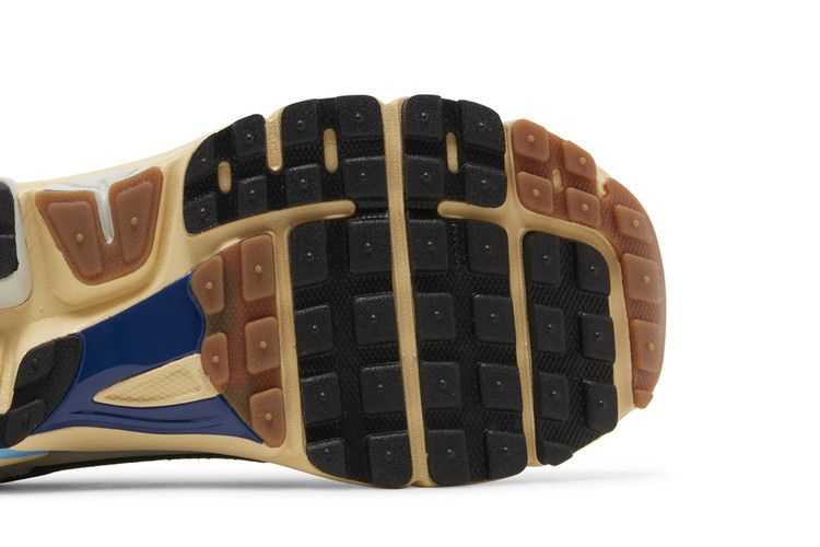 Nike Air Zoom Vomero 5 'Designed by Japan'