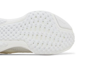 Nike ZoomX Invincible 3 'White Photon Dust'