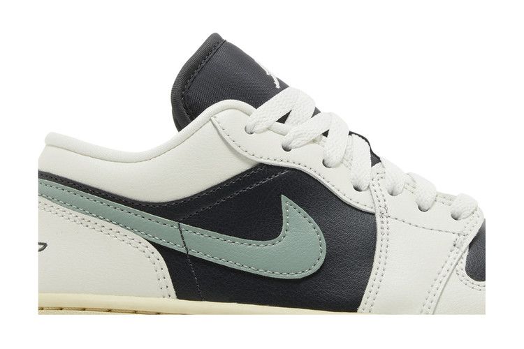 Air Jordan 1 Low 'Jade Smoke'