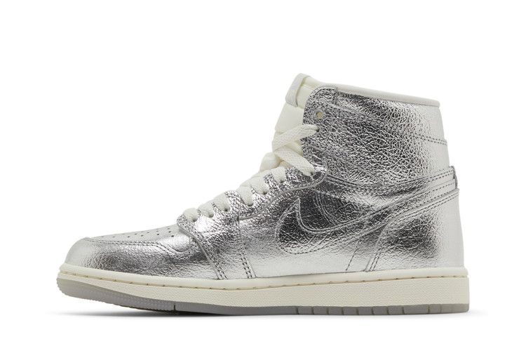 Air Jordan 1 Retro High OG 'Chrome'