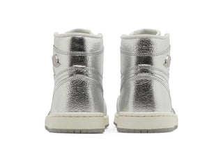 Air Jordan 1 Retro High OG 'Chrome'