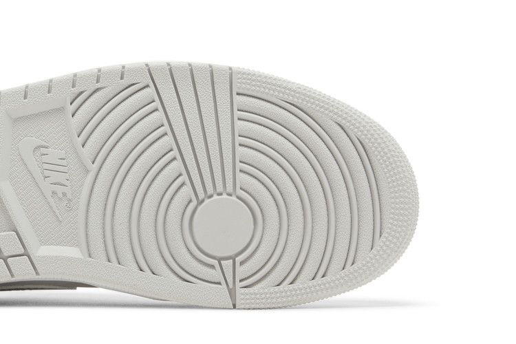 Air Jordan 1 Retro Low OG 'Metallic Silver'