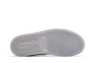Air Jordan 1 Mid SE 'Metallic Silver'