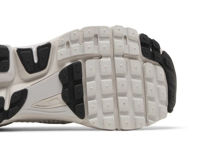 Nike Air Zoom Vomero 5 'White Vast Grey'