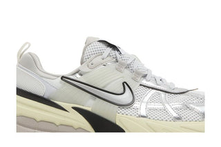 Nike V2K Run 'Pure Platinum Metallic Silver'