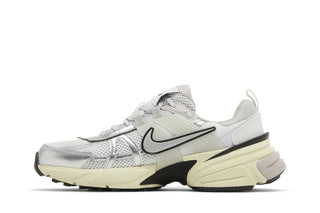 Nike V2K Run 'Pure Platinum Metallic Silver'