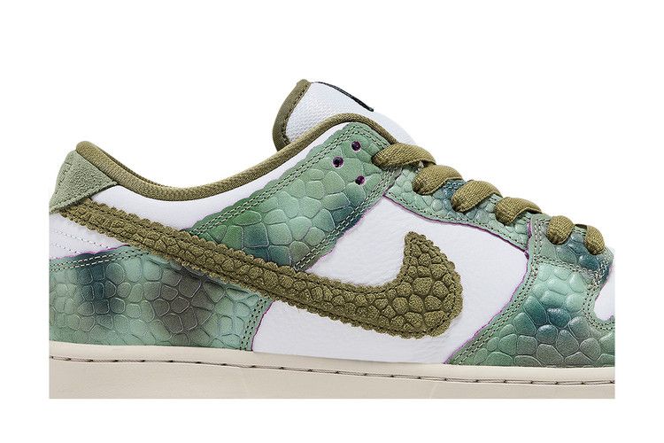 Alexis Sablone x Nike Dunk Low SB 'Chameleon'