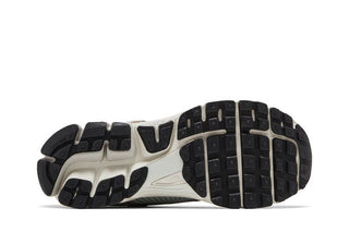Nike Air Zoom Vomero 5 'Light Silver Chrome'