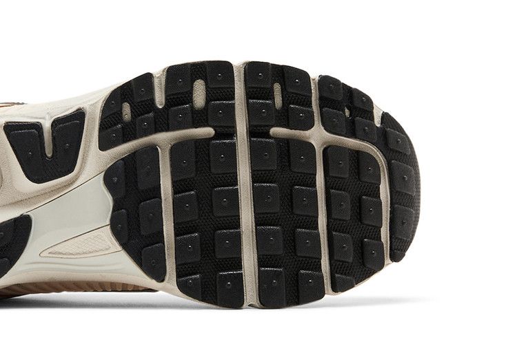 Nike Air Zoom Vomero 5 'Pearl White Chrome'