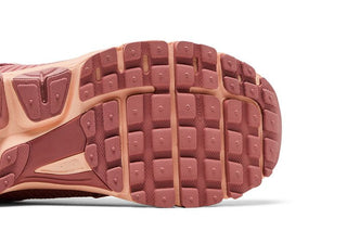 Nike Air Zoom Vomero 5 'Red Stardust'
