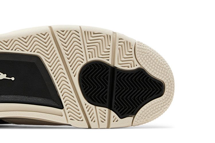 Air Jordan 4 RM 'Black Light Bone'