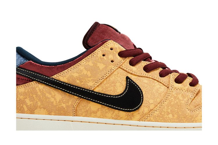 Nike Dunk Low SB 'City of Cinema'