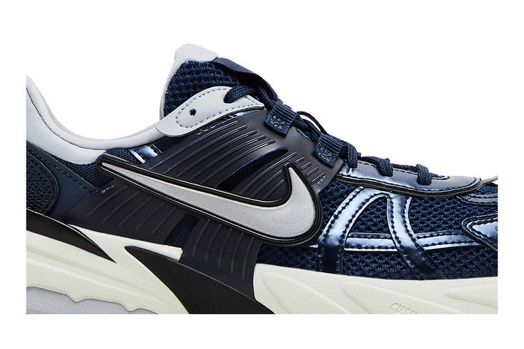 Nike V2K Run 'Obsidian Wolf Grey'