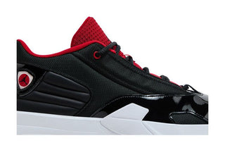 Air Jordan Max Aura 6 'Bred'