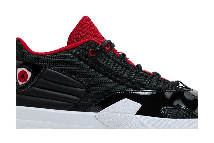 Air Jordan Max Aura 6 'Bred'