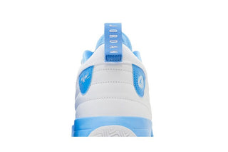 Air Jordan Jordan Max Aura 6 'White University Blue'
