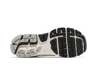 Nike Air Zoom Vomero 5 'Photon Dust Black'