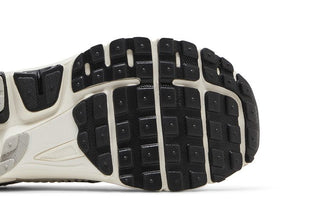 Nike Air Zoom Vomero 5 'Photon Dust Black'