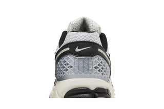 Nike Air Zoom Vomero 5 'Photon Dust Black'