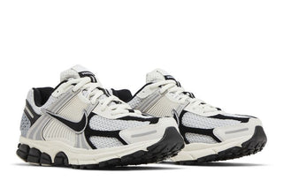Nike Air Zoom Vomero 5 'Photon Dust Black'