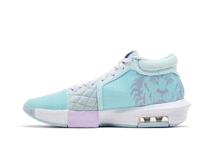 Nike LeBron Witness 8 'Easter'