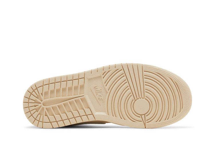 Air Jordan 1 Mid 'Legend Light Brown'