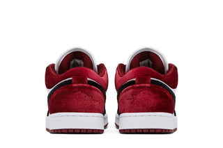 Air Jordan 1 Low SE 'Velvet Black Toe'