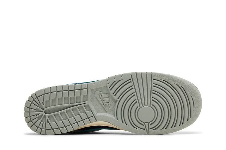 Nike Dunk Low Premium 'Dark Obsidian Green Frost'