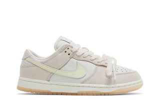 Nike Dunk Low 'Light Soft Pink'