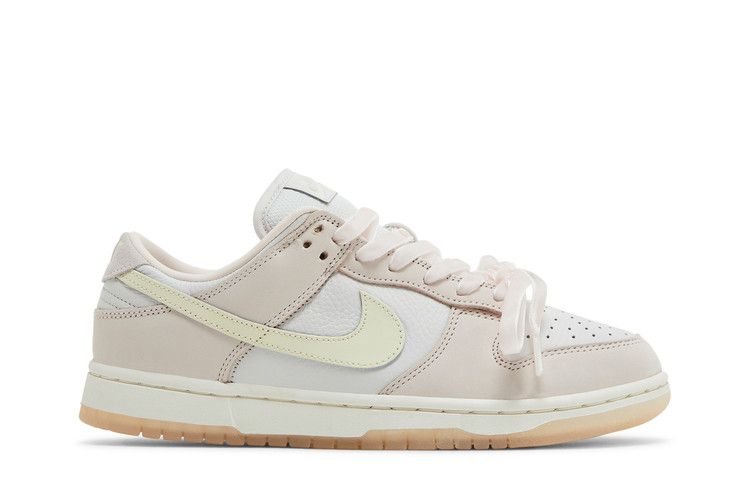 Nike Dunk Low 'Light Soft Pink'