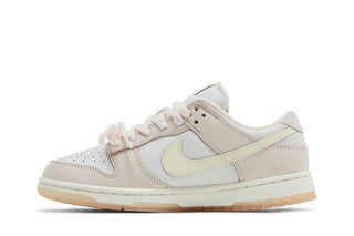 Nike Dunk Low 'Light Soft Pink'