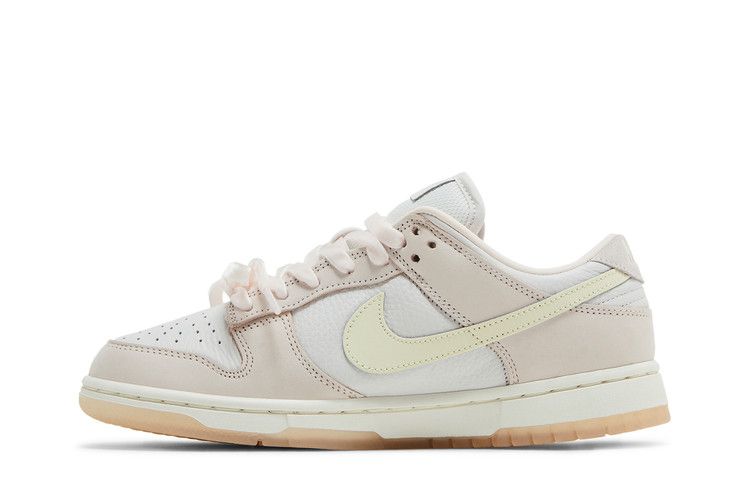 Nike Dunk Low 'Light Soft Pink'
