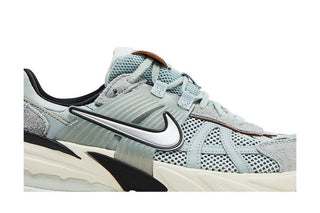 Nike V2K Run 'Light Pumice'