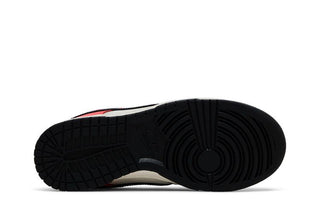 Nike Dunk Low SE 'Black Toe Bright Crimson'