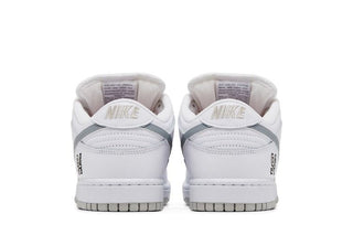 Supreme x Nike Dunk Low SB 'White Metallic Silver'