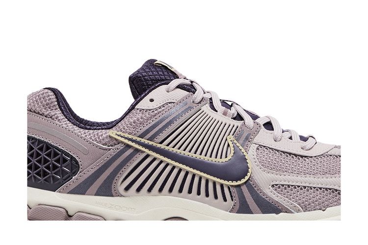 Nike Air Zoom Vomero 5 'Platinum Violet Gold'