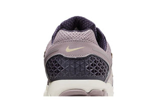 Nike Air Zoom Vomero 5 'Platinum Violet Gold'