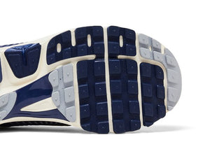 Nike Air Zoom Vomero 5 'Yankees'