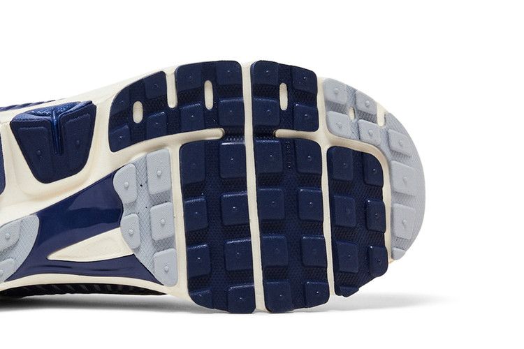 Nike Air Zoom Vomero 5 'Yankees'