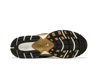 Nike V5 RNR 'Parachute Beige Metallic Pewter'