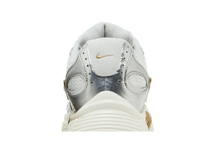 Nike V5 RNR 'Parachute Beige Metallic Pewter'