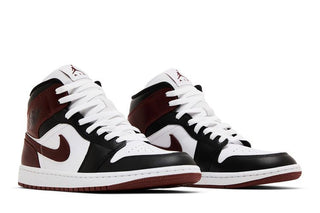 Air Jordan 1 Mid SE 'Dark Pony'