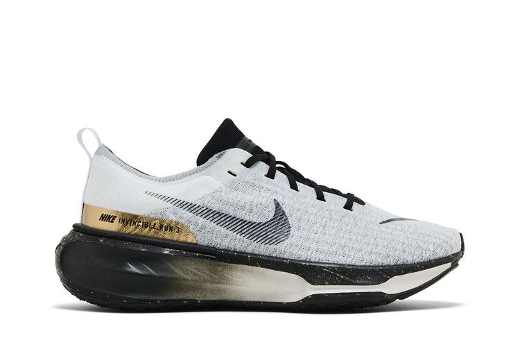 Nike ZoomX Invincible 3 'Light Smoke Grey Gold'