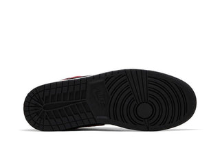 Air Jordan 1 Mid 'Bred Twist'
